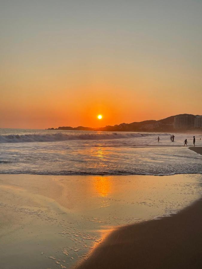 Bay View Grand Marina Ixtapa Condo En Pie De Playa Extérieur photo