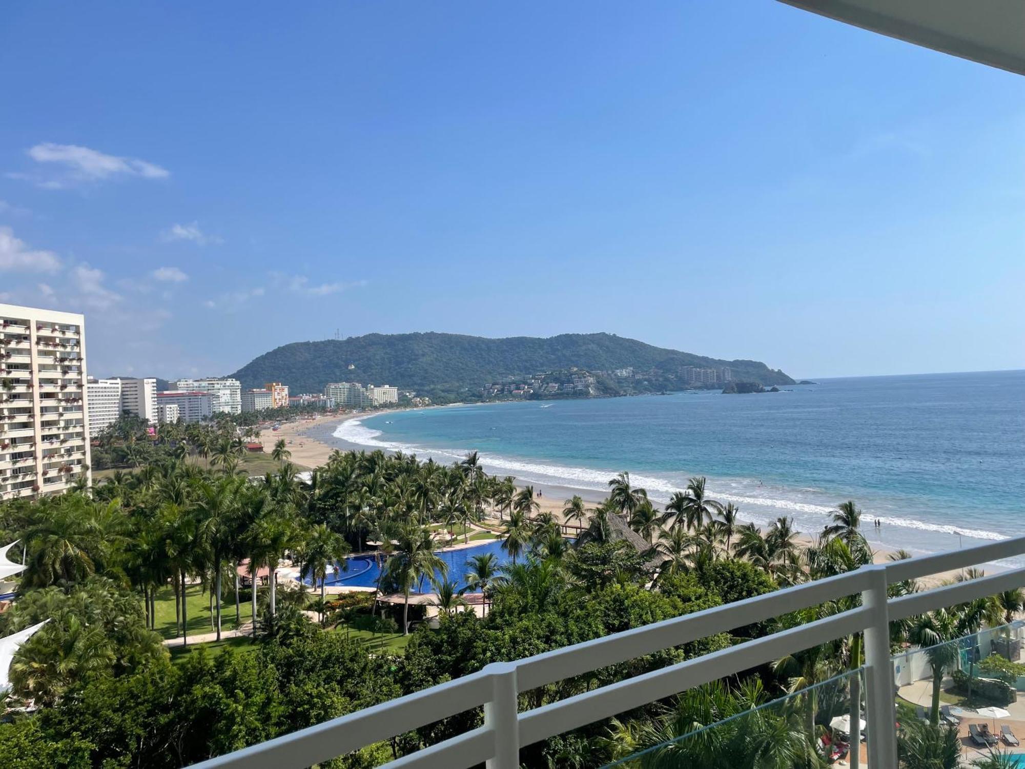Bay View Grand Marina Ixtapa Condo En Pie De Playa Extérieur photo