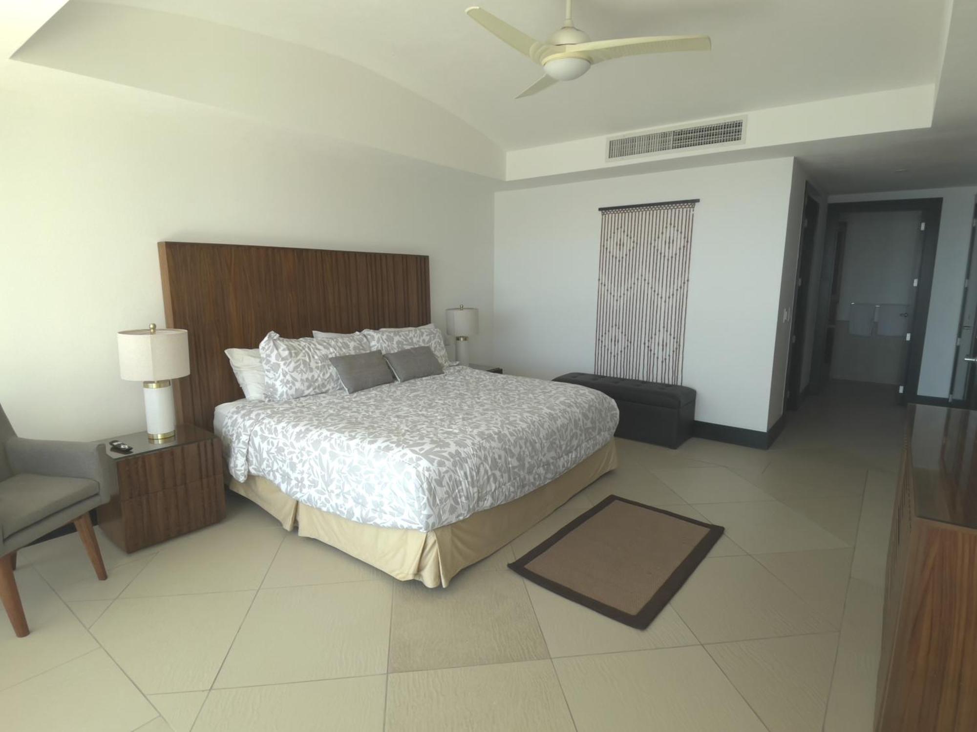 Bay View Grand Marina Ixtapa Condo En Pie De Playa Extérieur photo